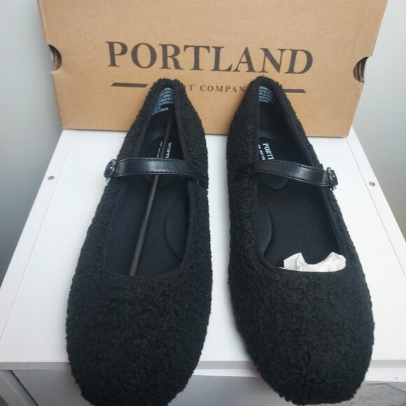 Portland boot company Women's cozy teddy flat. - Picture 2 of 3